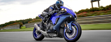 Yamaha acaba de patentar una locura que nadie se ha atrevido a tocar desde que se crearon las motos: un basculante que cambia de forma. Puede ser revolucionario 