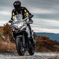 Esta trail de Benelli es un chollo: actitud salvaje para el carnet A2 por menos de 6.000 euros para esta top ventas