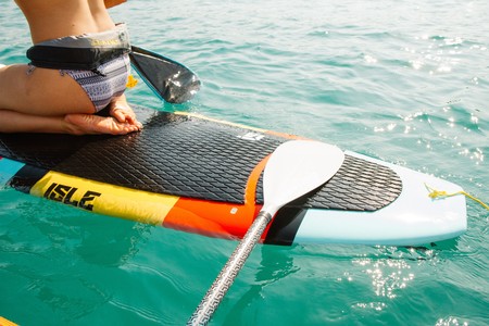 Este verano, anímate con el paddle-surf: estos son sus beneficios para tu cuerpo