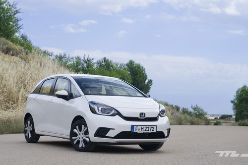 Probamos los nuevos Honda Jazz y Crosstar: dos pequeños híbridos de 109 CV que destacan por su practicidad