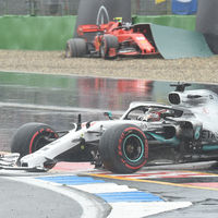 Charles Leclerc y Lewis Hamilton claman contra la escapatoria que quebró el GP de Alemania: "Era como hielo"