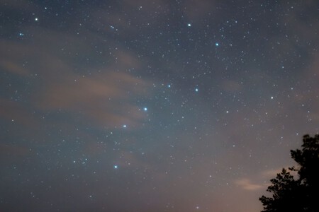 Foto de las estrellas que forman la constelación de la Osa Mayor
