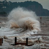 Ante el riesgo de terremotos y tsunamis, un listado de webs y perfiles de red sociales para recibir información veraz 