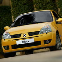 Hace 20 años Renault tomó una decisión que parecía poco inteligente. Hoy les mantiene al margen del mayor escándalo de seguridad en la industria del automóvil 