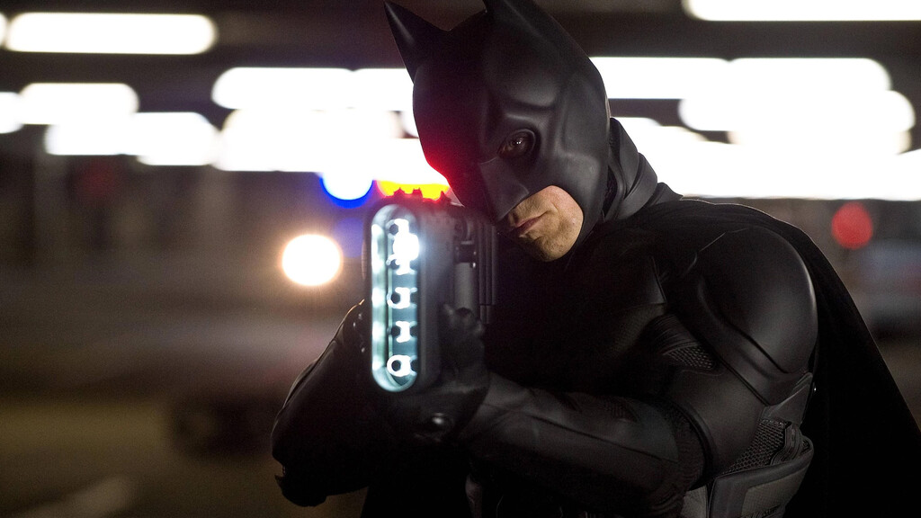 Nadie te explicó qué es el arma de la película El Caballero Oscuro, pero es un clásico de Batman y lo utilizaste en Arkham Knight
