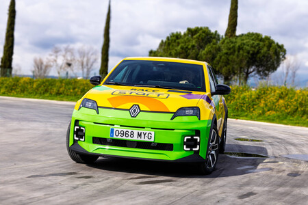 Renault 5 E Tech Electrico Autoescuela 2