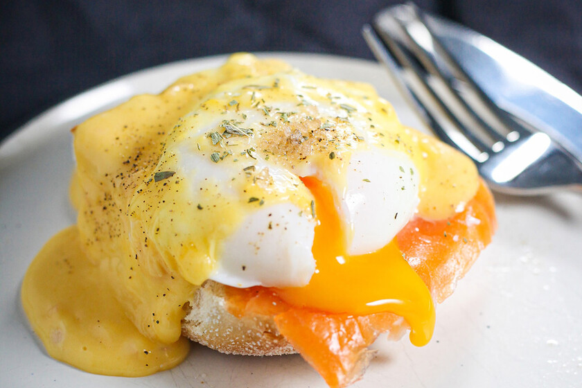 Cómo hacer huevos escalfados o huevo poché: la receta más sencilla que nunca falla