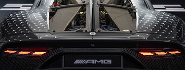 Si tienes para el whisky, tienes para los hielos: a los que se compran el Mercedes-AMG ONE les da igual los nueve años de espera y el surrealista precio de los extras