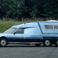 El padre de los coches camper fue el Citroën más raro de la historia: seis ruedas, alargado al imposible y hasta con bidé dentro