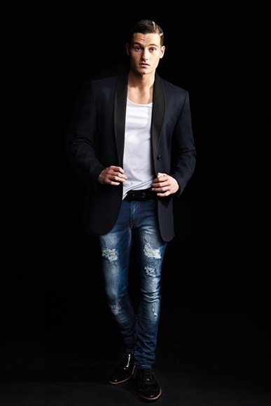 Lookbook de Zara Young Evening: arriesga en tus fiestas de estas Navidades