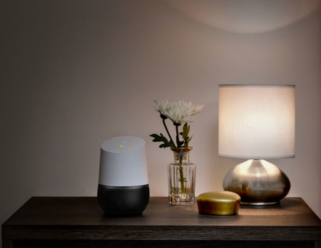 Google Home llegará el 6 de abril a los hogares del Reino Unido para competir con Amazon Echo y Alexa
