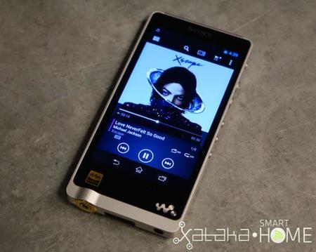 Sony Walkman NWZ-ZX1, toma de contacto