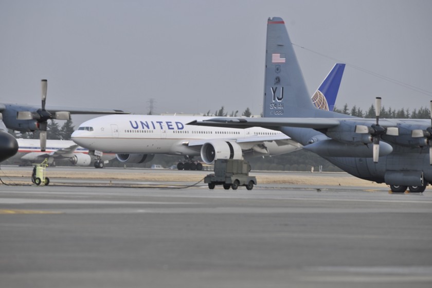 Apple compra tantos vuelos a United Airlines que va a ayudarles a mejorar el aeropuerto de San Francisco, afirma Bloomberg