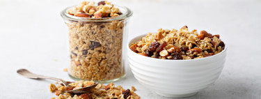 Muesli, granola y cereales no son alimentos iguales: cuáles son sus diferencias (y cómo elegir el más saludable)