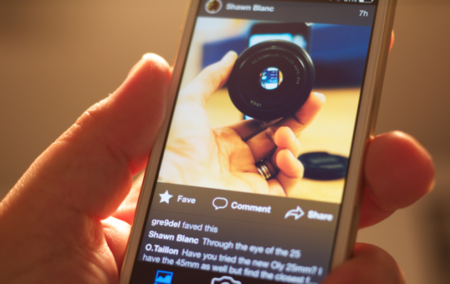 Flickr se "instagramiza" en la nueva versión de su aplicación para iOS