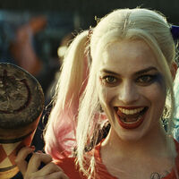 La nueva versión del icónico martillo de Harley Quinn en DC es una flipada que parece sacada de Lies of P y Dying Light