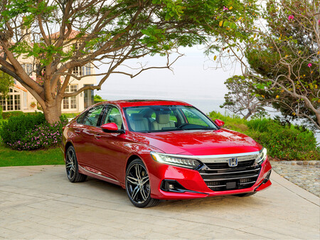 El Honda Accord 2021 se pone al día con un ligerísimo facelift