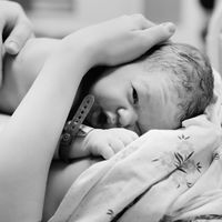 El tiempo medio de dilatación en el trabajo de parto es más lento que el centímetro por hora esperado