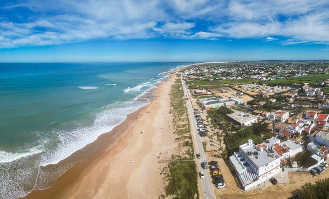 Pueblos Pesqueros Playa Cadiz Espana Escapadas Turismo Barato Vacaciones Verano