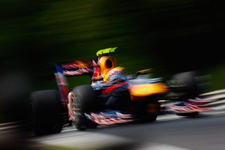 GP de Hungría de Fórmula 1: Mark Webber arrasa en una carrera movida recuperando el liderato, se aprieta el Mundial