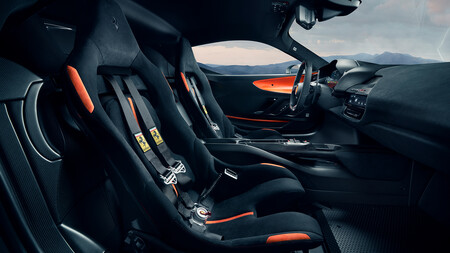 Ferrari SF90 XX Stradale interior
