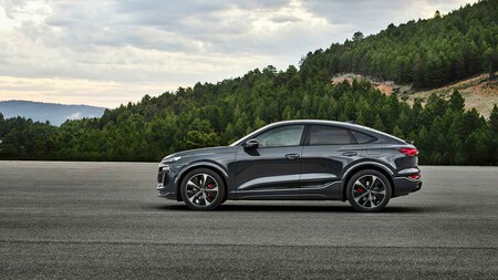 Audi Q6 Sportback e-tron 2025