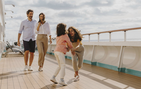 Escenas familiares para entender el auge de los cruceros (contadas por cuatro cruceristas)