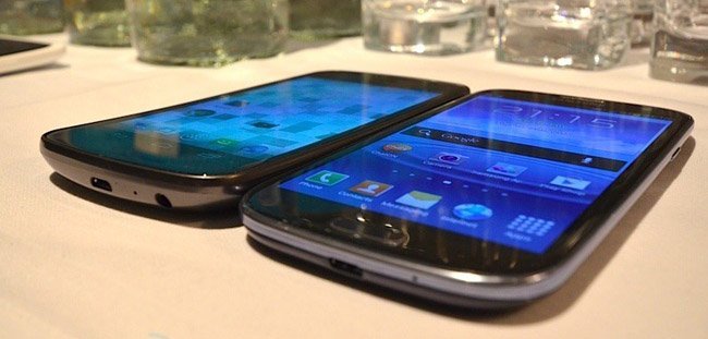 Samsung Galaxy SIII vs. Google Galaxy Nexus