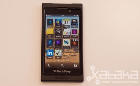 Blackberry 10 conoce a sus rivales y los bate en navegación Web