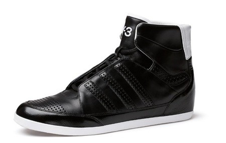 Y-3, negro y blanco en sus nuevas zapatillas