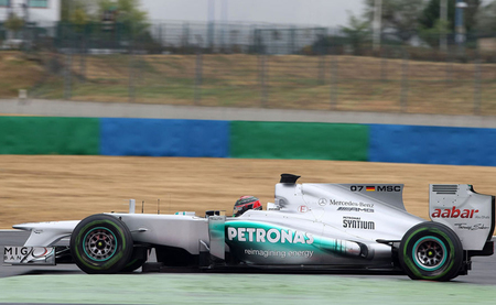 Brendon Hartley Mercedes 3r día Magny Cours
