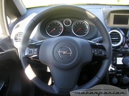 Opel Corsa 5p (Cosmo)