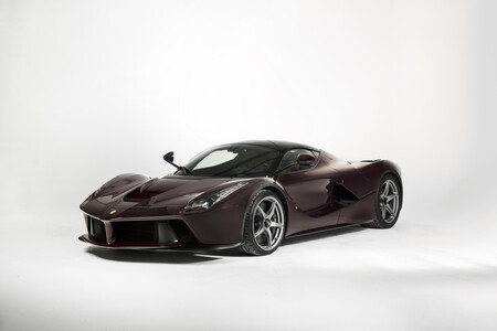 ¡A subasta! Este LaFerrari está casi a estrenar y busca un nuevo dueño que pueda pagar los casi 3 millones de euros que piden