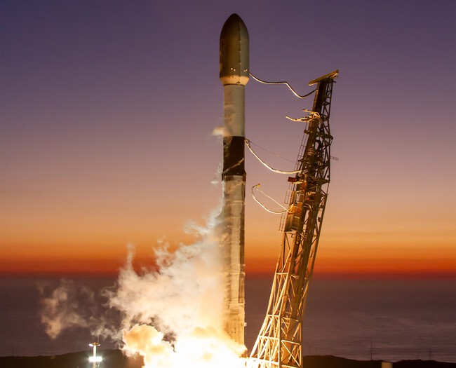 Después de más de 300 lanzamientos, el Falcon 9 se queda en tierra: la ...