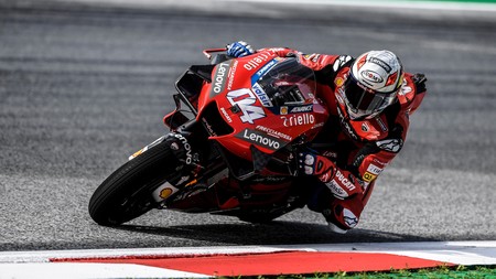 Andrea Dovizioso se reencuentra con la victoria en Austria el día que Valentino Rossi ha vuelto a nacer