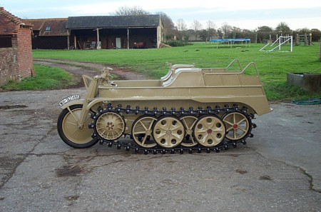 Esta es la Kettenkrad de 120.000 euros, la moto-tanque alemana restaurada de la Segunda Guerra Mundial
