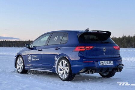 Volkswagen Golf R Driving Experience Mexico 37