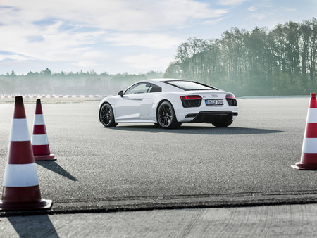 Audi R8 V10 RWS