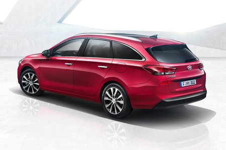 Hasta 1.650 litros de maletero en el nuevo Hyundai i30 Wagon, para disfrutar con toda la familia