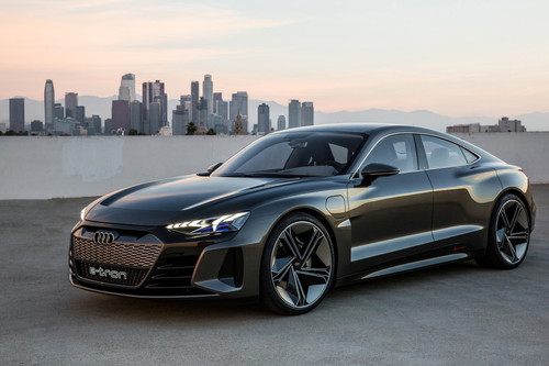 El Audi e-tron GT Concept quiere ser el Gran Tourer favorito de los acaudalados con sus 590 hp y 400 km de autonomía