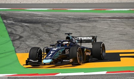 Sean Gelael, piloto de Fórmula 2, estará seis semanas de baja por un extraño accidente que la FIA no ha mostrado