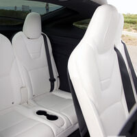 Tesla de nuevo bajo lupa: los cinturones del Tesla Model X, un coche de más de 120.000 euros, se sueltan en marcha