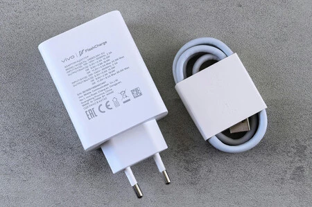 Cargador Pexels Zeleboba