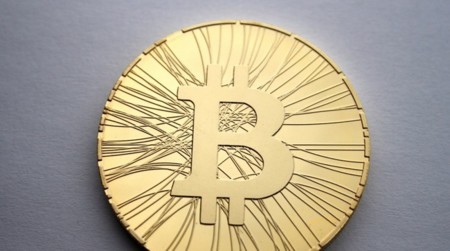 El (misterioso) creador de Bitcoin, nominado al Nobel de Economía