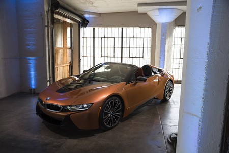 BMW i8 Roadster delantera