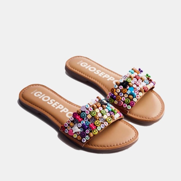 Sandalias con abalorios Gioseppo 