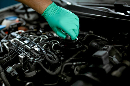 Comprobar aceite motor