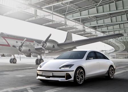 Hyundai Ioniq 6: el primer sedán eléctrico de la marca que es más aerodinámico que hasta un Mercedes EQE