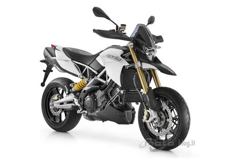 La Aprilia Dorsoduro 1200 llega pisando fuerte