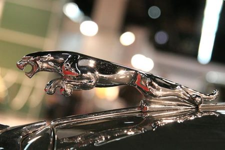 Estatuilla de un Jaguar